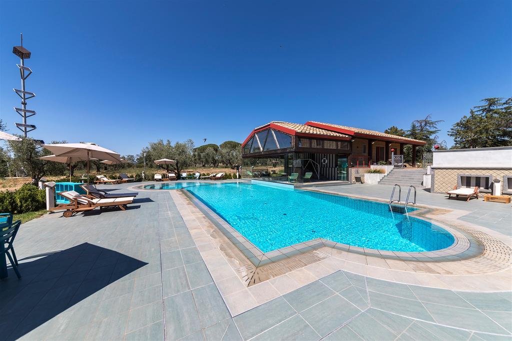 Traldi Resort Vetralla Exterior foto